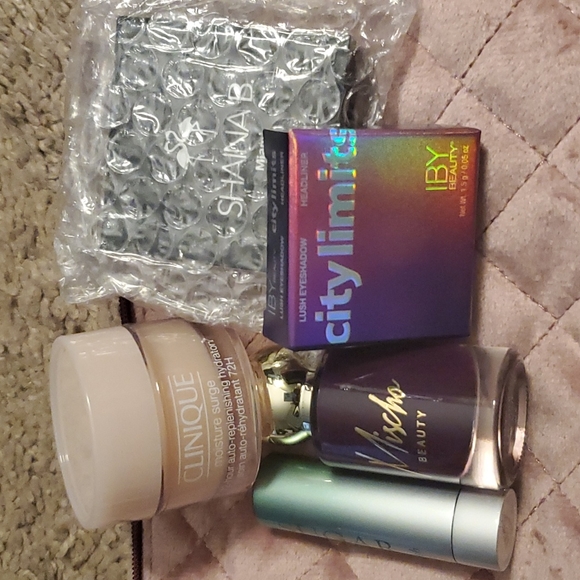 Kensie Suede Sandals - Picture 7 of 8